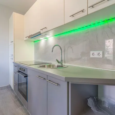 Appartement Ruzmarin - New
