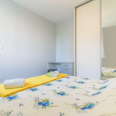 Apartment Ruzmarin - New Zadar